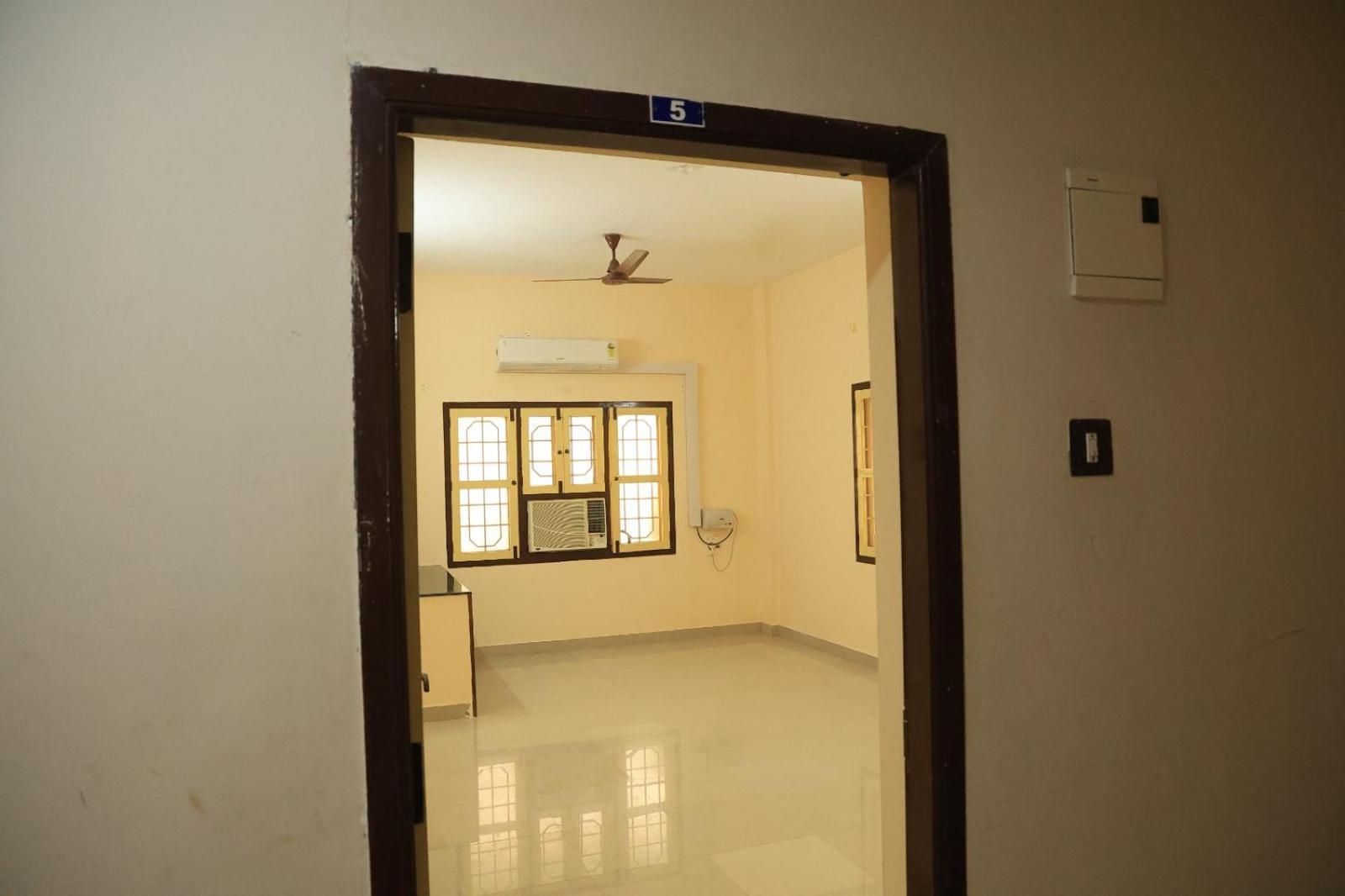 Official Sripuram Golden Temple Guest House Vellore Luaran gambar